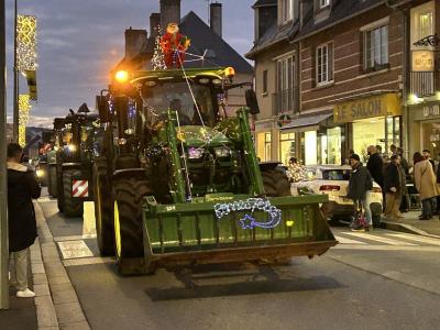 Tracteurs illuminés Pont-l'Évêque