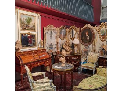 Salon antiquités brocante