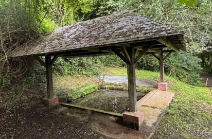 Lavoir de Pierrefitte-en-Auge (fontaine de la Vallée)