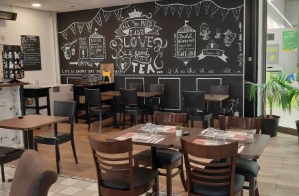 Restaurant A Table !