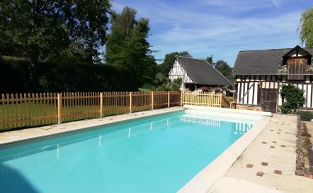 Gîte : La Petite Maison de Cour La Ville