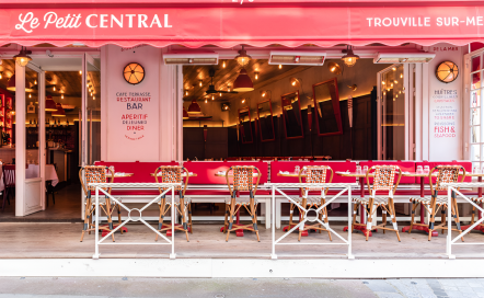Le Petit Central