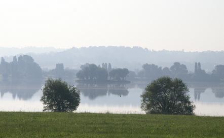 La pêche sur le lac à Pont-l'Evêque