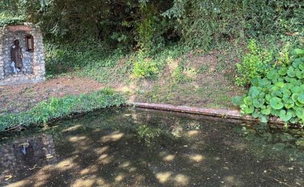 Lavoir de Clarbec (fontaine Saint-Laurent)