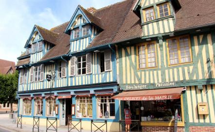 Les rues de Vaucelles et Saint-Michel