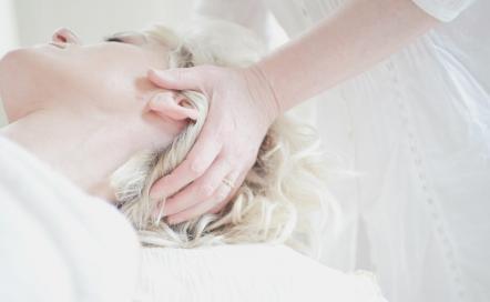 Les Parenthèses Bien-être - Accompagnement au mieux-être par le massage bien-être personnalisé et les bains de forêt