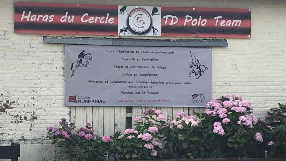 107587505_3097078577045635_90791811329003947_n - Haras du Cercle