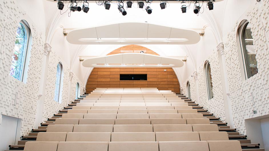 Auditorium dans La Chapelle - Naïade Plante