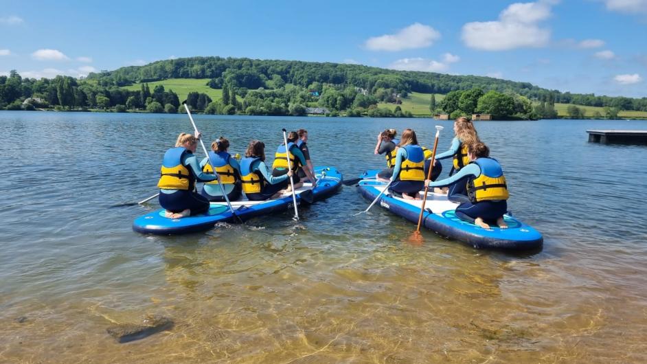 Base loisirs du lac Terre d'Auge à Pont-l'Evêque, Pays d'Auge, Calvados, Normandie
