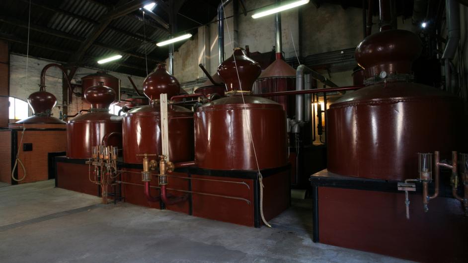 Calvados Busnel, alambics, Cormeilles, Pays d'Auge, Normandie