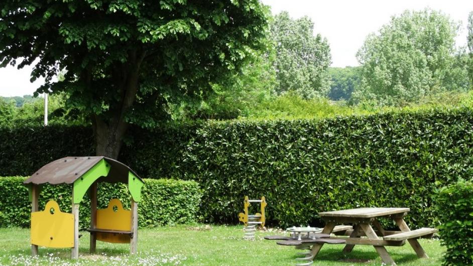 Camping de la Vallée à Lisieux - Jeux pour enfants - Marion Nogueira - pique-nique 