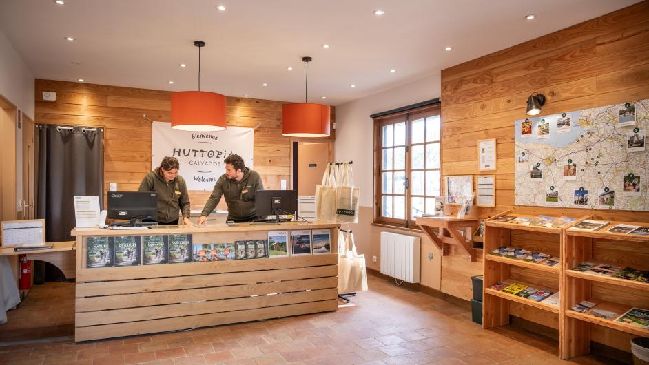 Réception camping Huttopia Calvados Normandie