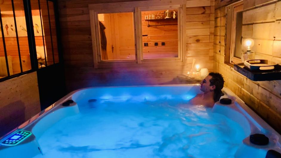 Camping Les Pommiers Pays d'Auge - chalet SPA - Saint-Sylvestre-de-Cormeilles - Normandie - Eure