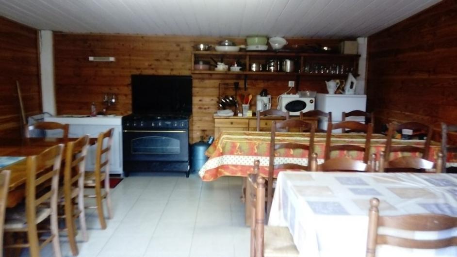 Chambres d'hôtes Mme Fossey Beaumont-en-Auge - salle à manger - tables - Beaumont-en-Auge - Normandie - Calvados