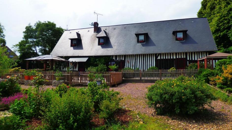 Maison à colombages chambres d'hôtes La Grange de Saint-Léger Pays d'Auge Normandie