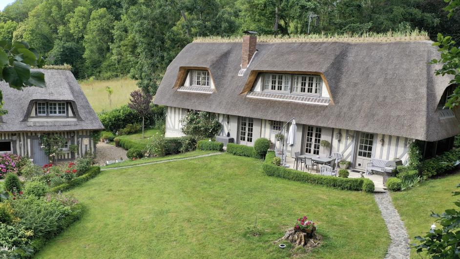 Chambres d'hôtes Les Chaumières du Pays d'Auge - jardin - Calvados - Normandie