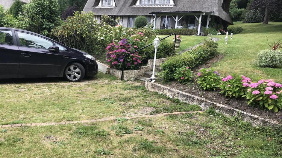 Chambres d'hôtes Les Chaumières du Pays d'Auge - jardin - Calvados - Normandie