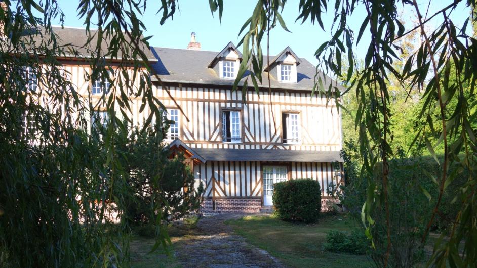 Chambres d'hôtes aux Malis - maison en colombages - extérieur - entrée - Route du cidre - Bonnebosq - Normandie - Calvados