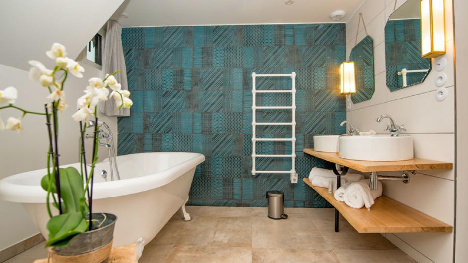 Les Jardins de Coppélia - salle de bain - Hôtel restaurant - Pennedepie PATRICIA JURET