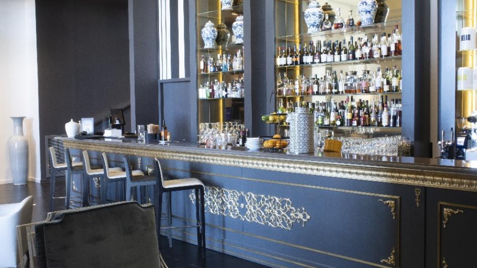 Cures Marines Hall Bar terrasse 002 HD - Les Cures Marines