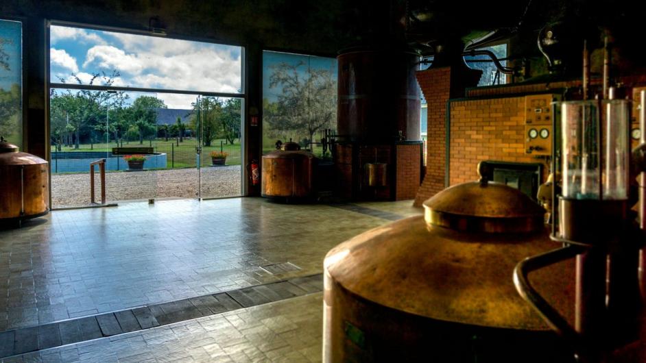 Distillerie Calvados du Domaine de la Pommeraie - entrée - Gonneville-sur-Honfleur - Normandie 