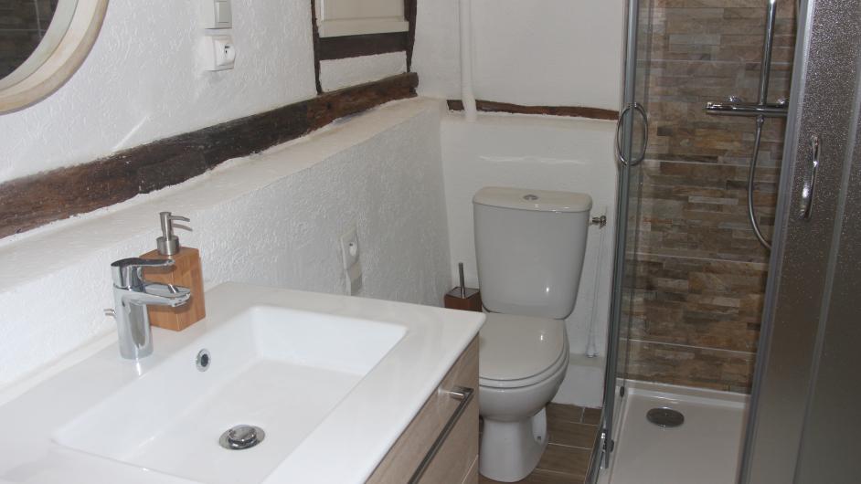 Gîte La Bergerie - maison normande - salle de bain - Les Authieux-sur-Calonne - Normandie - Calvados 