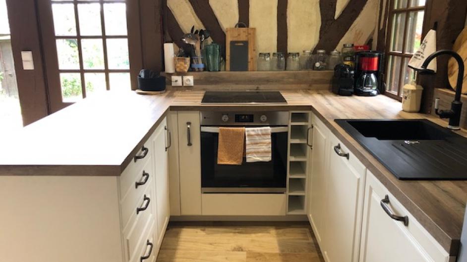 Gîte la Charretterie -Maison en colombages - cuisine - Les Authieux-sur-Calonne - Pays d'Auge - Calvados - Pays d'Auge - Normandie