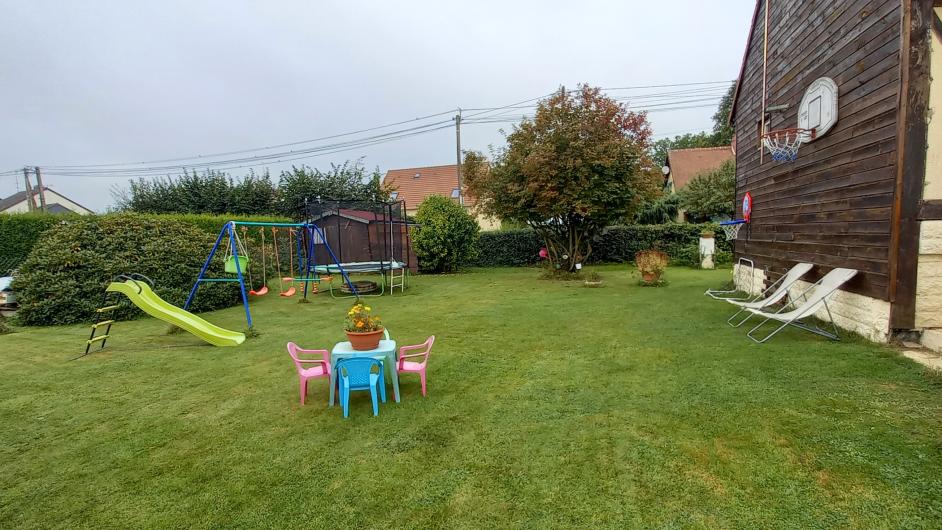Gîte Mme Herfort - jardin - jeux enfants - Saint-Philbert-des-Champs - Pays d'Auge - Calvados - Normandie