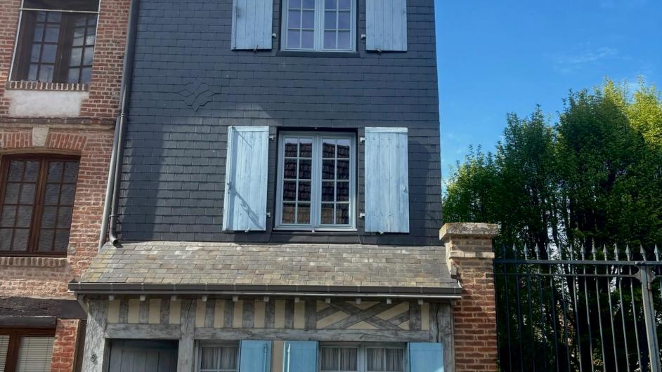 Façade colombage gîte Le Jardin de Stella Pont-l'Evêque