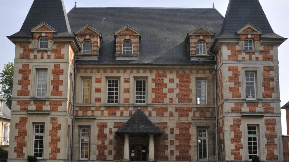 Hôtel de Montpensier - façade - extérieur - entrée - Pont-l'Evêque - Calvados - Normandie