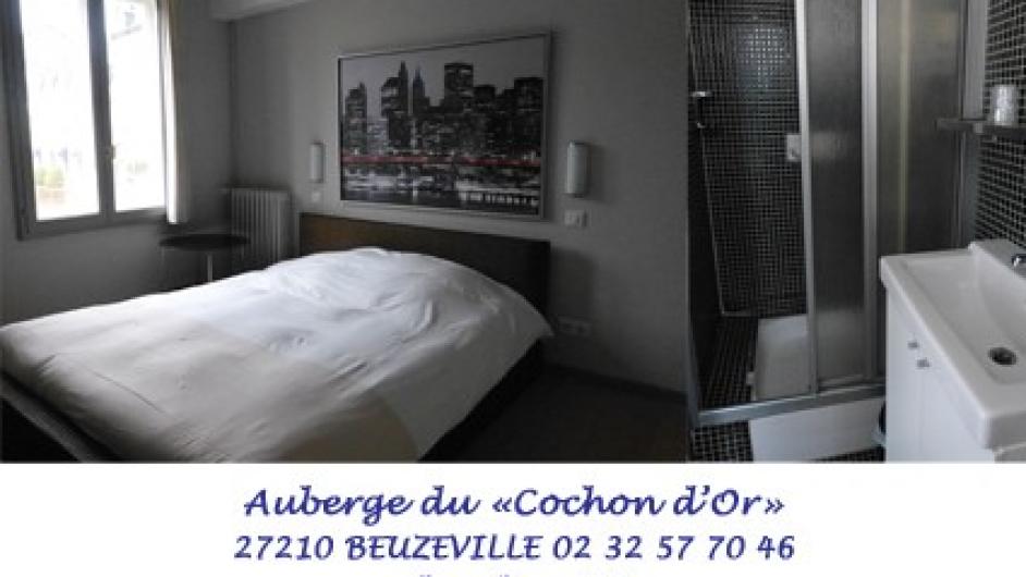 Hôtel Le Cochon d'Or ** - intérieur - chambre - lit double - Beuzeville - Normandie - Eure