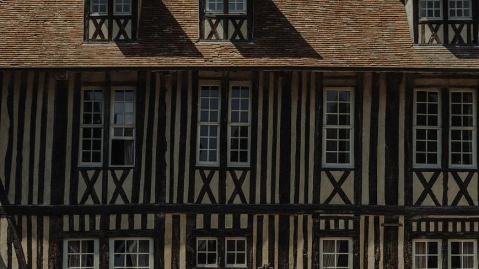 Façade en pans de bois Hôtel les Manoirs des Portes de Deauville - Canapville - Pays d'Auge - Calvados - Normandie