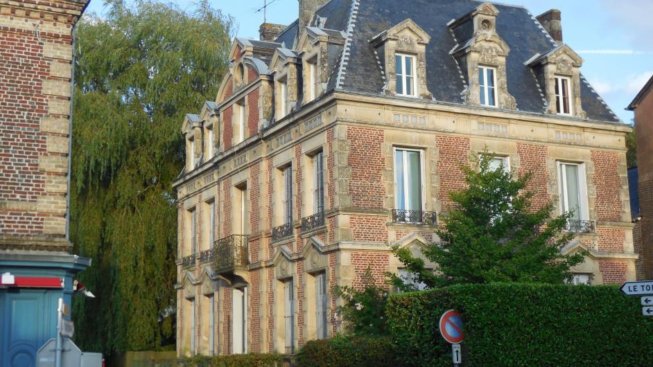 Village de Bonnebosq - La maison de noble - Normandie - Calvados  