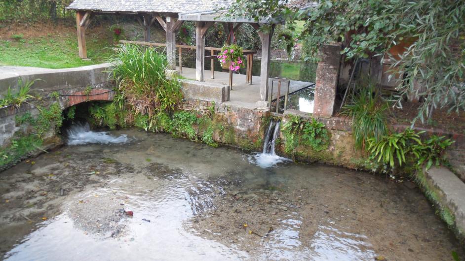 Partir à la découverte de nos villages - le lavoir de Bonnebosq - Normandie - Calvados