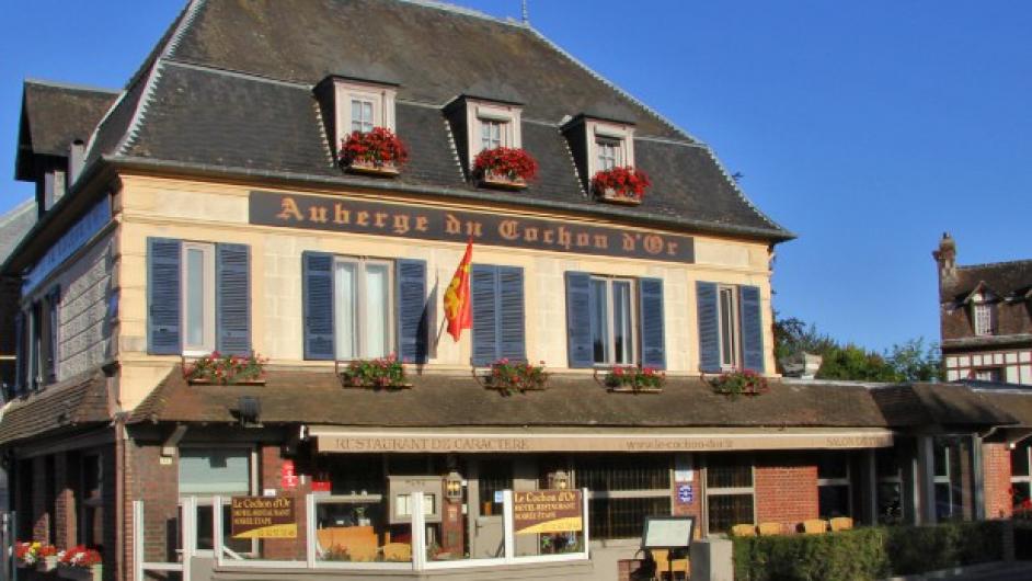 Restaurant Auberge du Cochon d'Or - extérieur - enseigne - Beuzeville - Normandie - Eure
