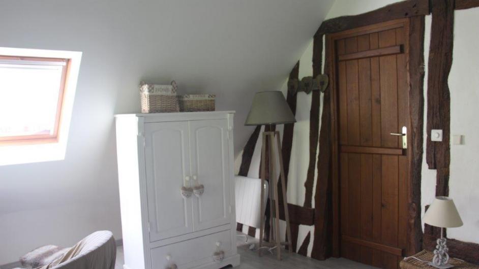 Gîte La Charretterie - chambre - placards - Les Authieux-sur-Calonne - Normandie - Calvados