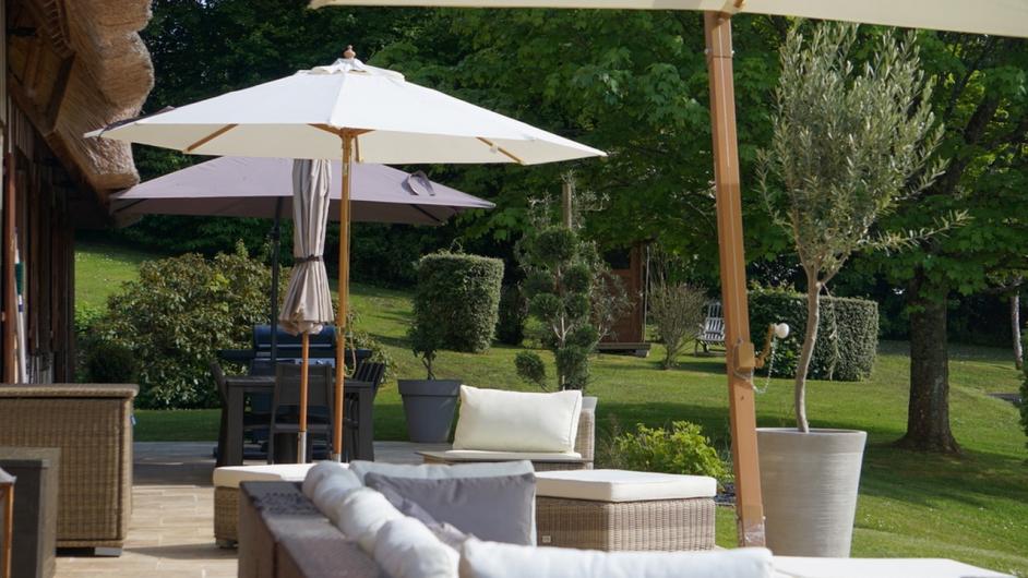 Gîte La Moutinière - chaumière - terrasse - jardin - Manerbe - Pays d'Auge - Calvados - Normandie