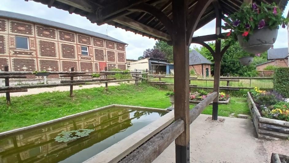 Intérieur du lavoir - Priscillia Carré
