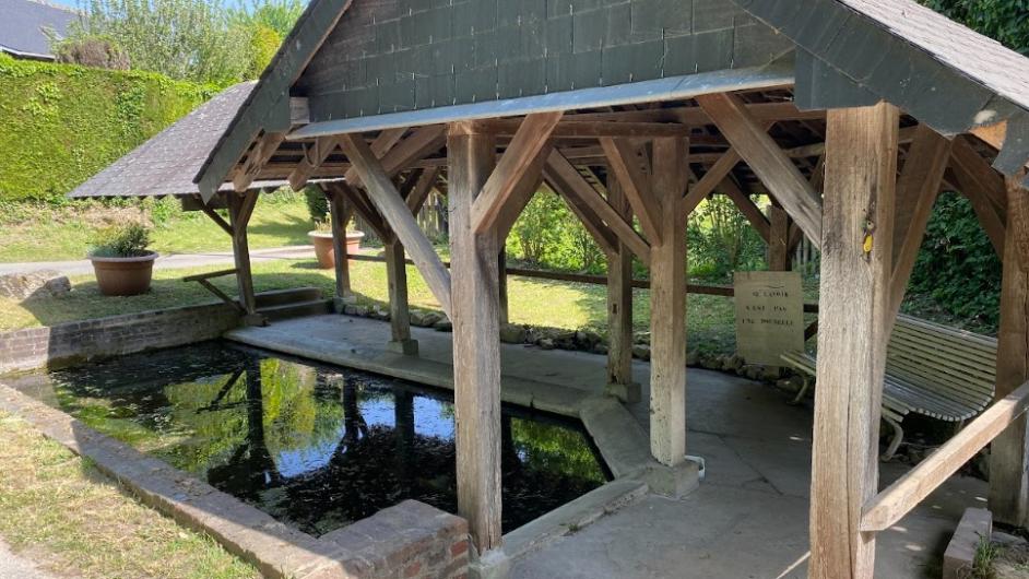 Intérieur du lavoir - Anne Uninsky