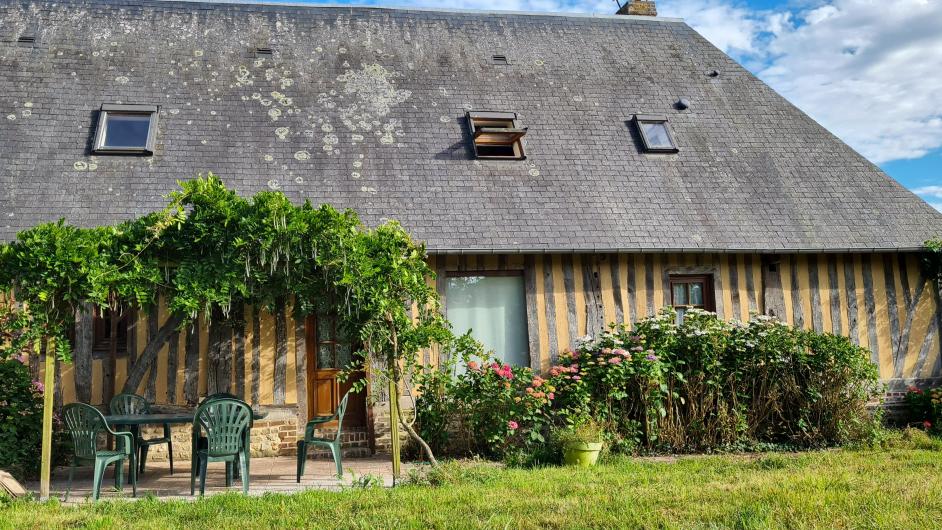Location le Cèdre Bleu maison colombage Pays d'Auge Normandie