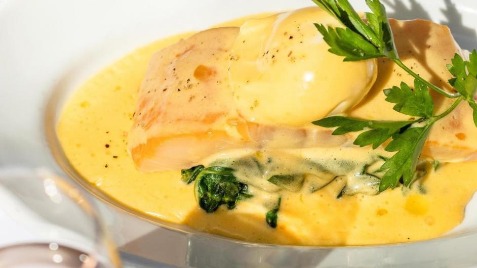 Le Central_Haddock sauce hollandaise oeuf poché©Thetravelbuds - ©Thetravelbuds