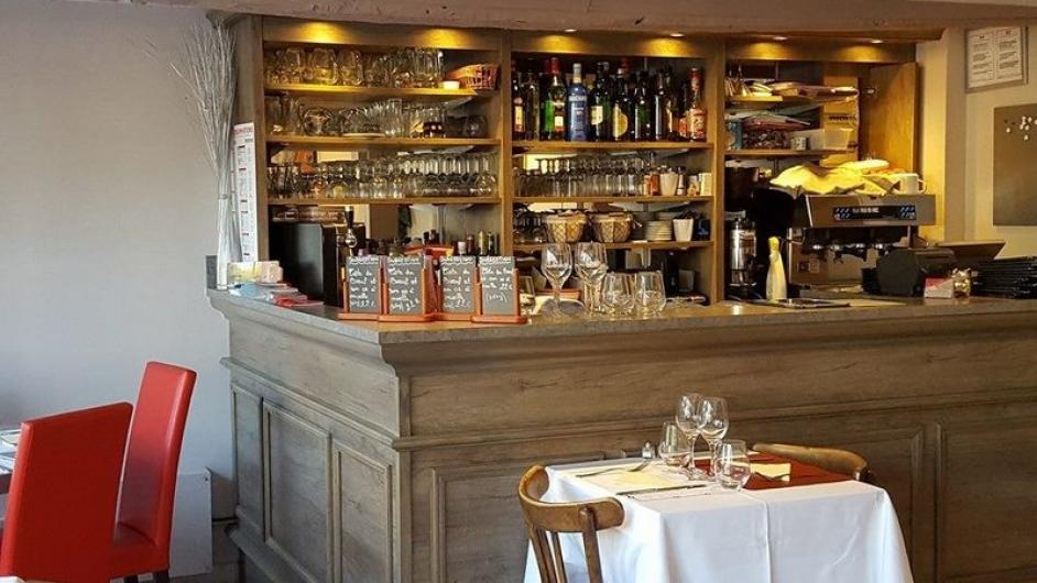 Restaurant Le Vaucelles - bar - salle intérieur - Pont-l'Evêque - Normandie - Calvados