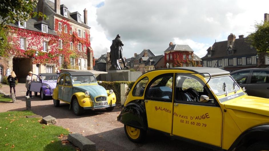 La Normandie en 2 CV - circuit - véhicule - Beaumont en Auge - Calvados Tourisme - Pont-l'Evêque - Normandie - Calvados 