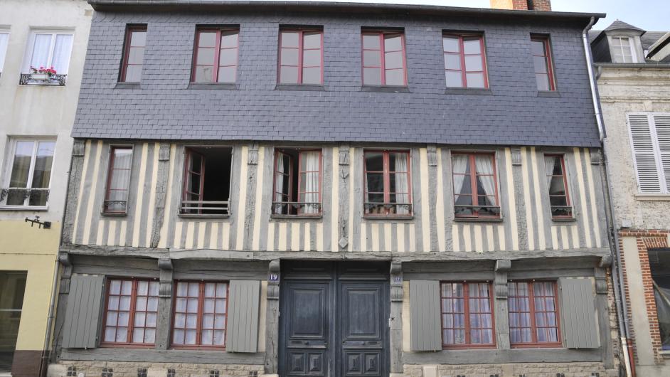 rues de Vaucelles et Saint-Michel - vieux quartier de Pont-l'Evêque - façade en colombage - Calvados - Normandie