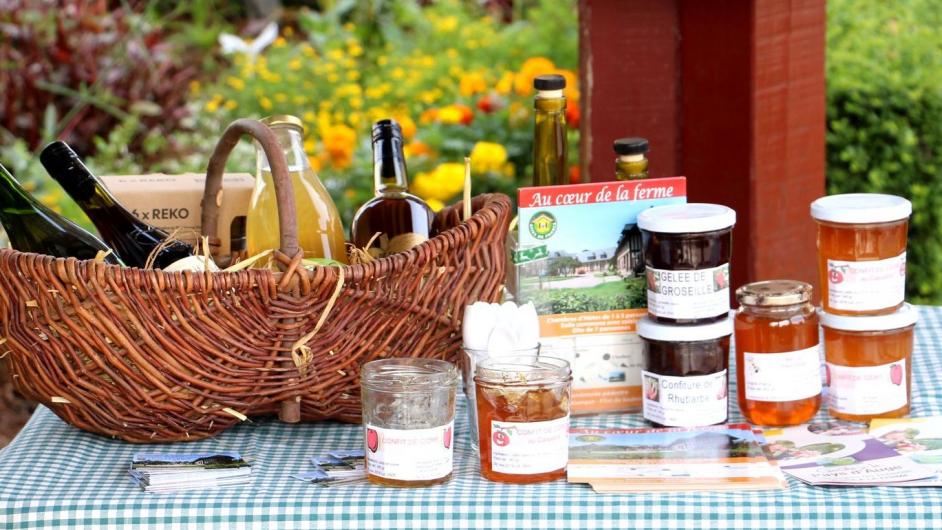 Les Vergers de la Vicomte d'Auge - jus de pomme - miel - M. et Mme LANGIN - Clarbec - Normandie - Calvados 