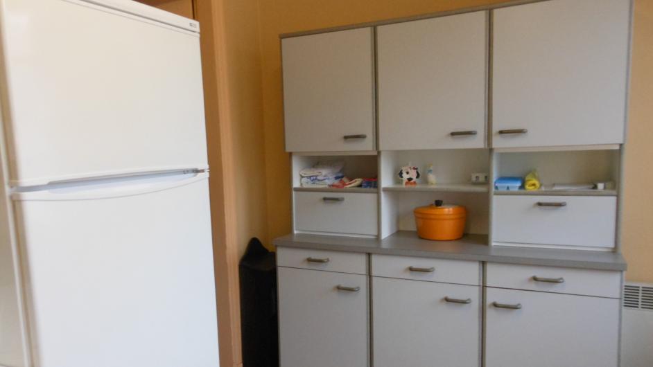 Gîte - M. Vimare - cuisine - placards - Beaumont-en-Auge - Normandie - Calvados