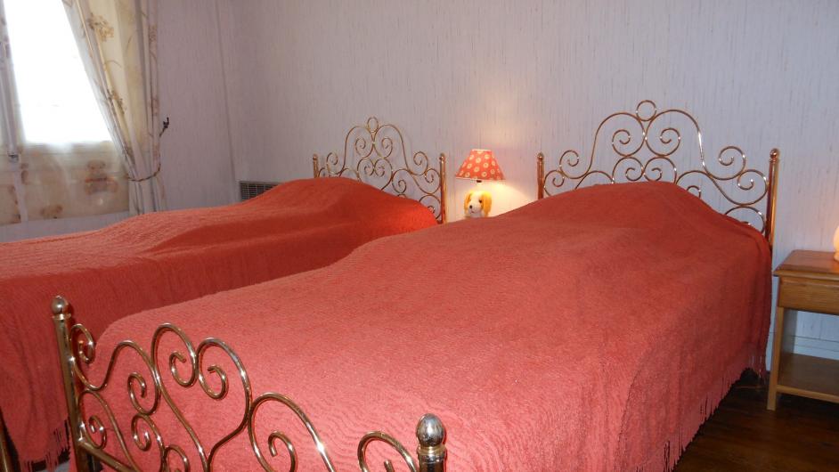 Gîte - M. Vimare - chambre 2 personnes - intérieur - lits simples - Beaumont-en-Auge - Normandie - Calvados