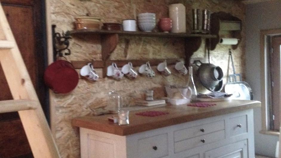 Gîte Le Manoir de la Porte - cuisine charreterie - Les Authieux-sur-Calonne - Pays d'Auge - Calvados - Normandie