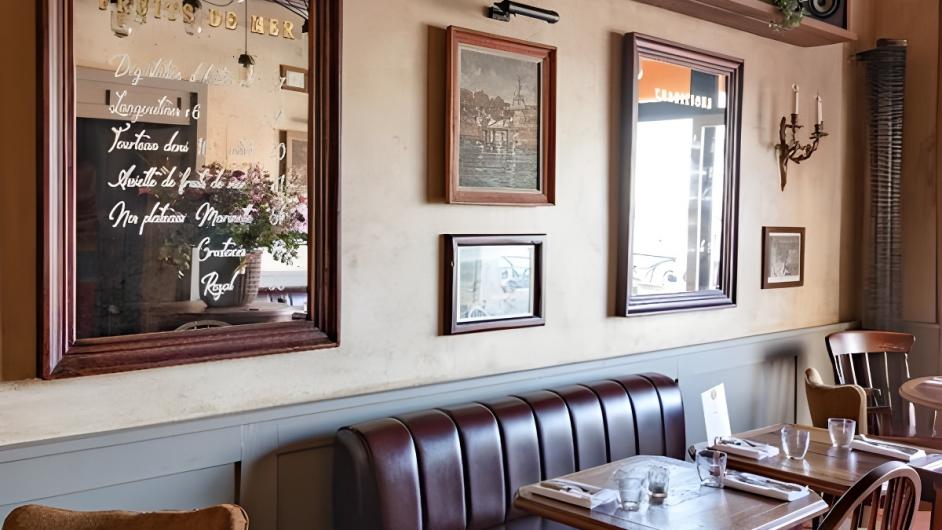 Marinette_Salle RdC_Banquette©Thetravelbuds - ©TravelBuds