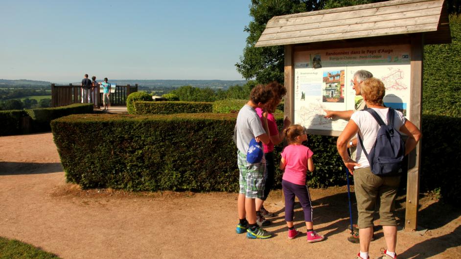 Les plus beaux panoramas - Panorama de Beaumont-en-Auge - Normandie - Calvados 